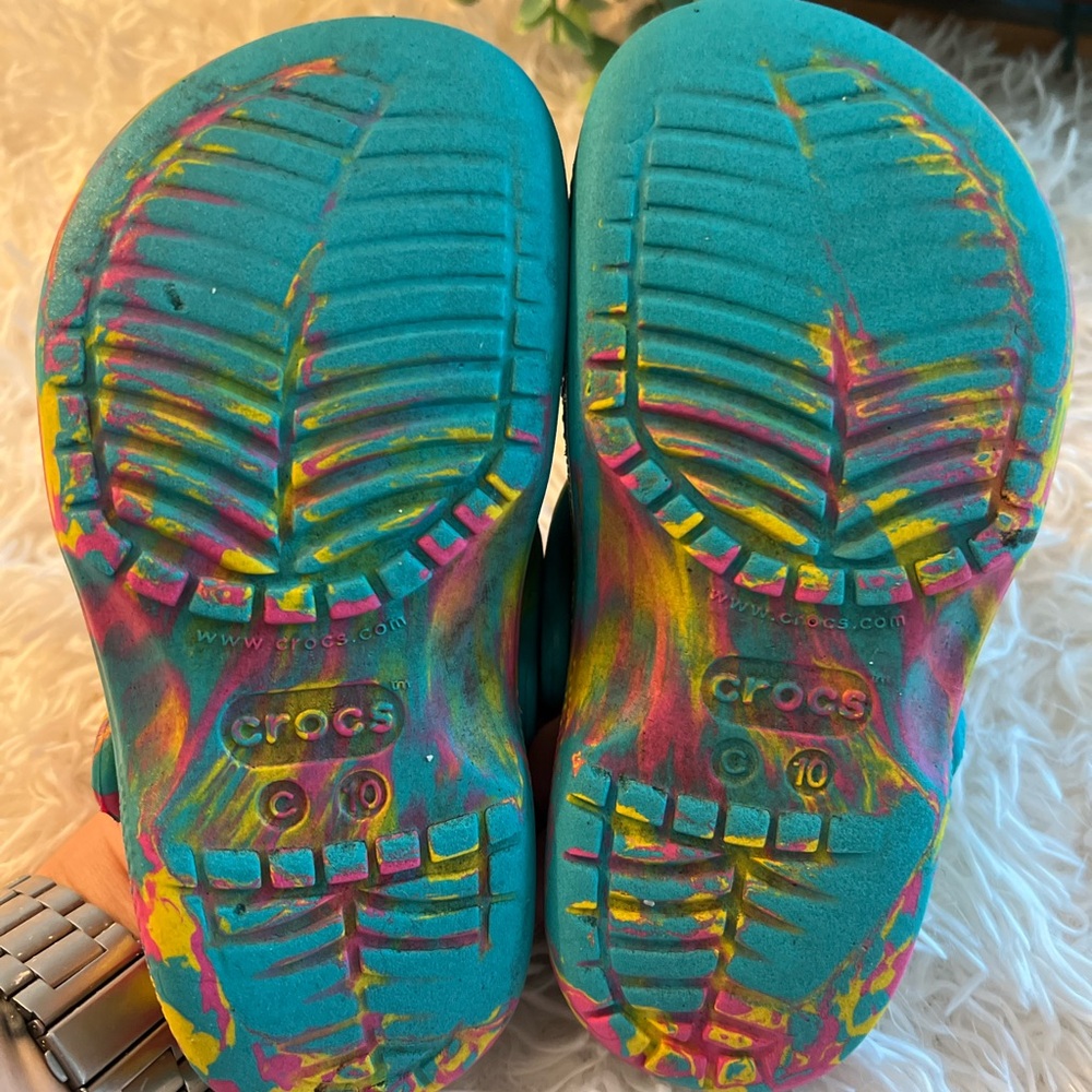 Crocs Kids Colorful Clogs in GUC size 10 - Picture 8 of 9